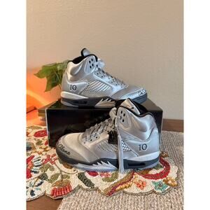 Women's Jordan 5 Retro Wings Medium Grey Black Metallic Silver IO2038 001